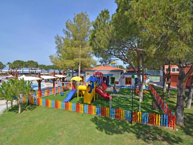Kustur Club holiday village