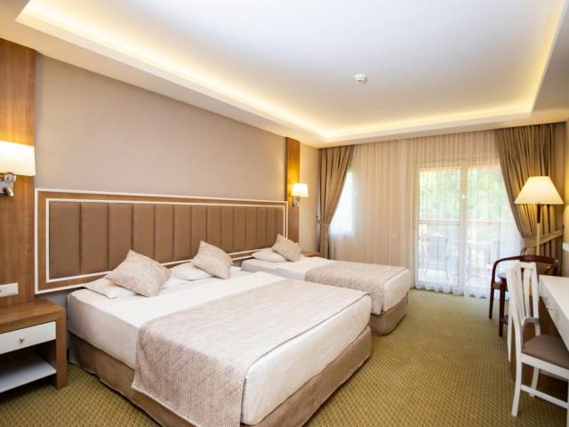 Kustur Club holiday village