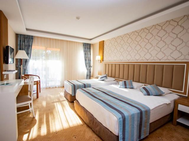 Kustur Club holiday village