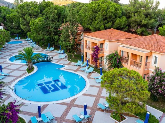 Kustur Club holiday village