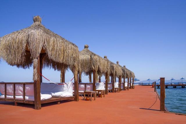 Le Bleu Hotel