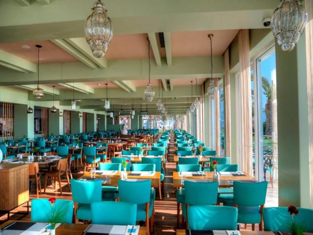 Le Bleu Hotel
