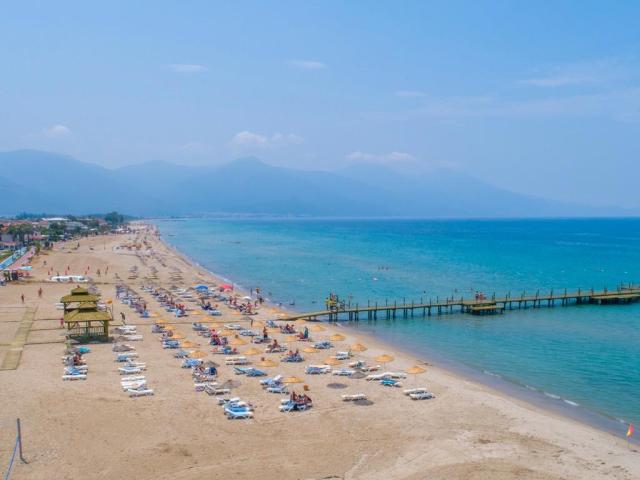 Grand Belish Hotel 