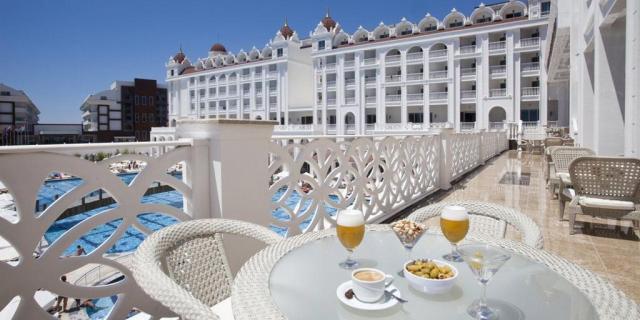Oz Hotels Side Premium