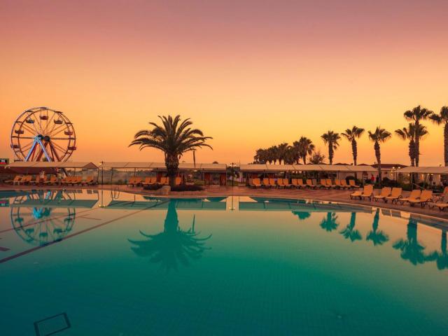 Club Hotel Turan Prince World