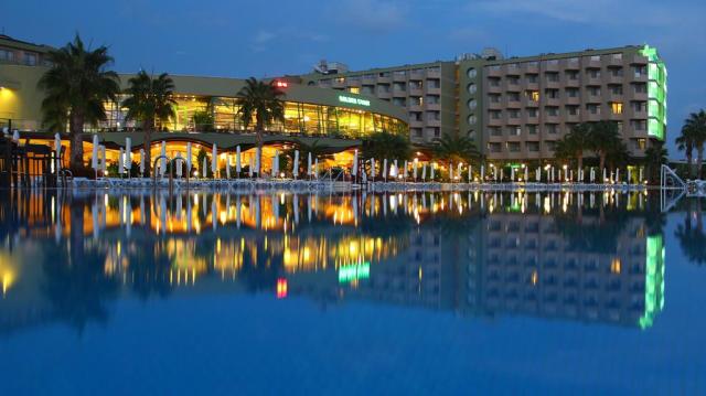 Von Resort Golden Coast