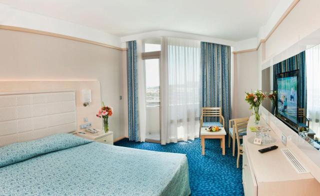 Von Resort Golden Coast