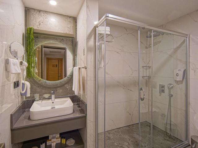 Diamond De Luxe Hotel