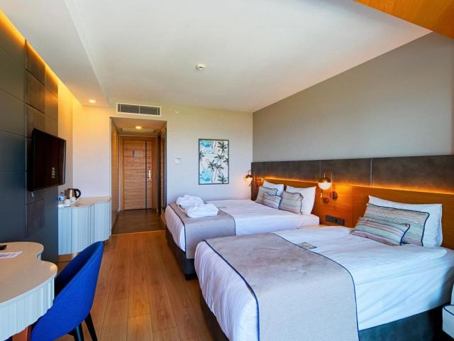 Diamond De Luxe Hotel