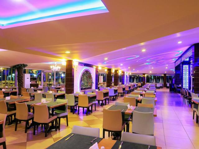 Caretta Beach Hotel
