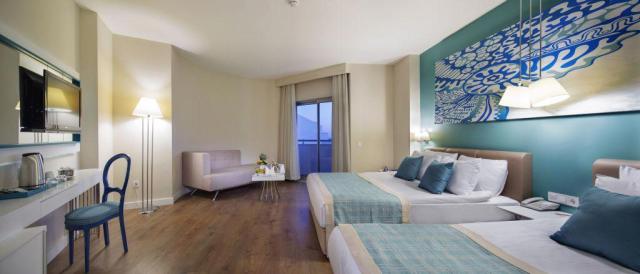 Seashell Resort & Spa