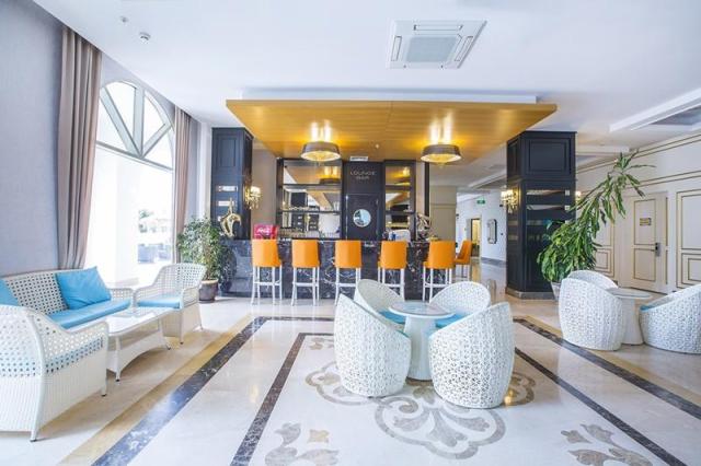 J'adore Deluxe Hotel & Spa