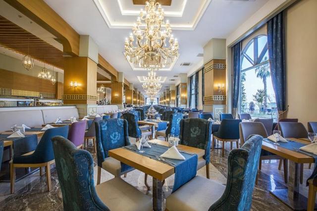 J'adore Deluxe Hotel & Spa