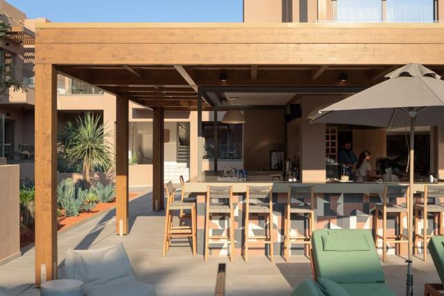 Paralos Venus Suites