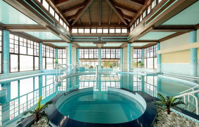 Mitsis Royal Mare Thalasso Resort