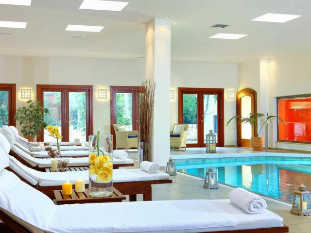 Apollonia Beach Resort & Spa