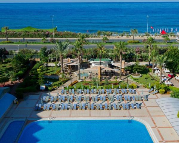 Beach Club Doganay Hotel