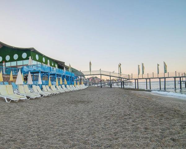Beach Club Doganay Hotel
