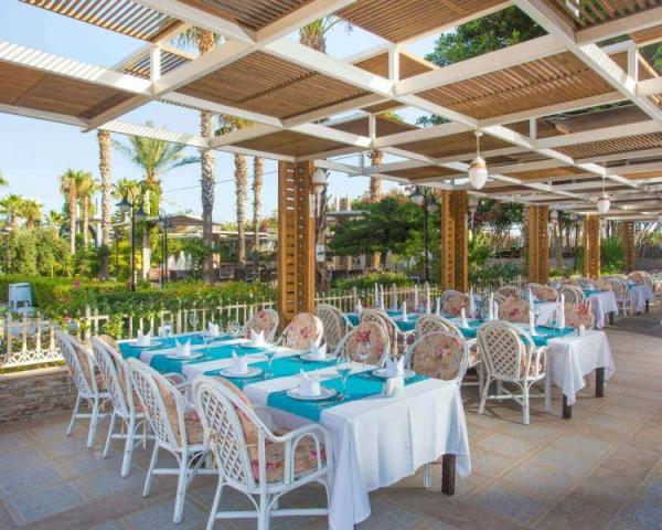 Beach Club Doganay Hotel