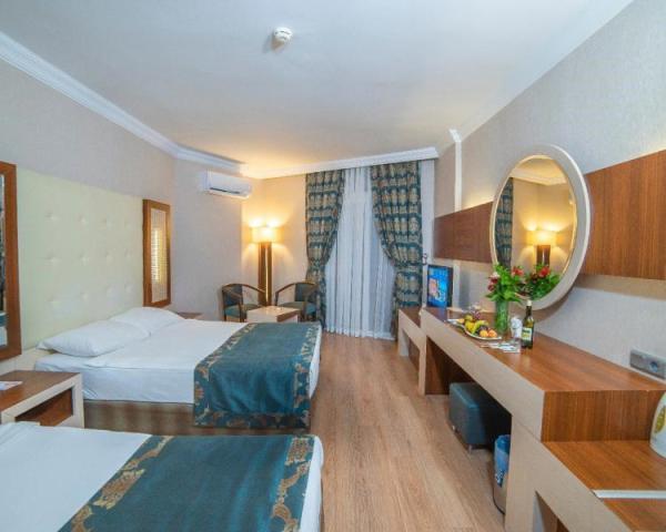 Beach Club Doganay Hotel