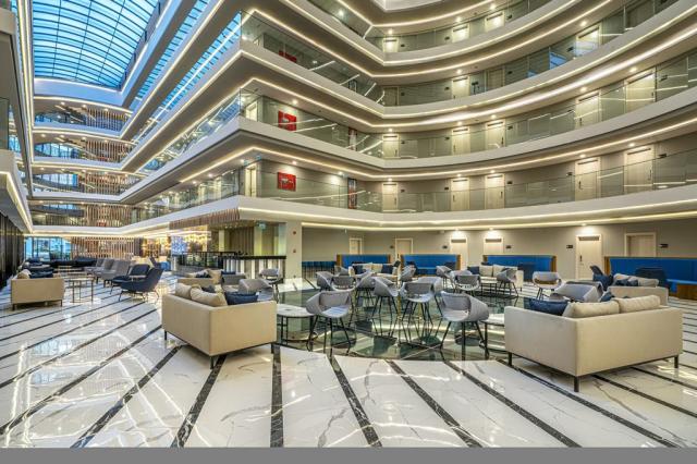 Arnor De Luxe Hotel & Spa