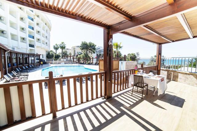 Side Alegria Hotel & Spa 