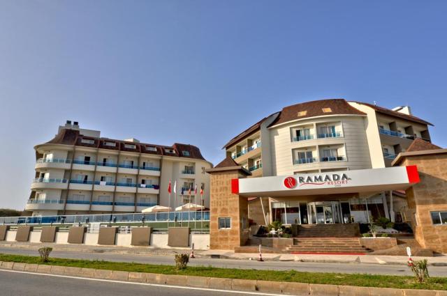 Ramada Resort Side
