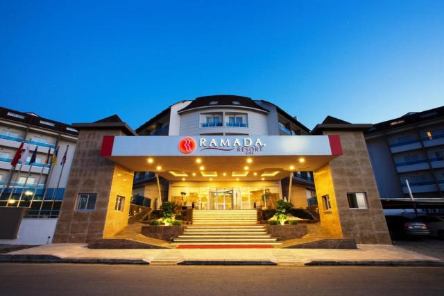 Ramada Resort Side