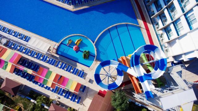 Ramada Resort Side