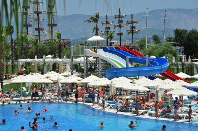 Lake & River Side Hotel & Spa