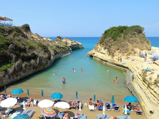 Maria's Beach Hotel