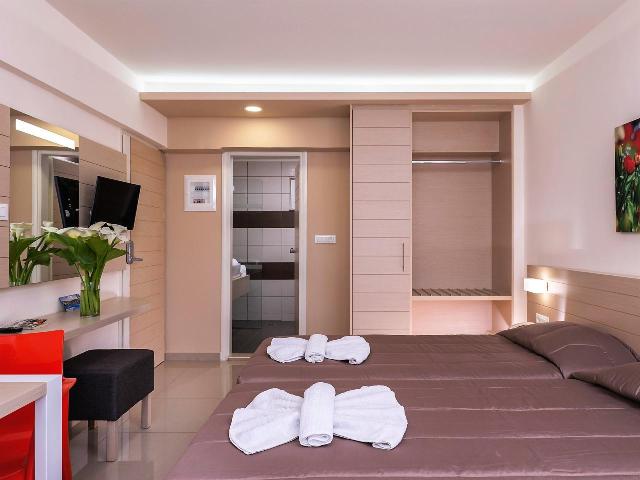 Atrion Hotel