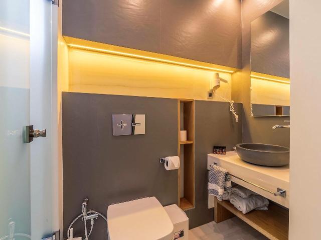 Atrion Hotel