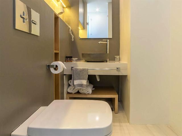 Atrion Hotel