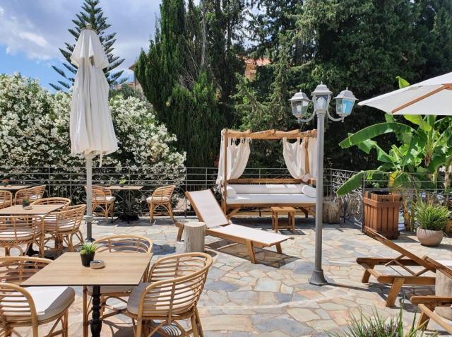 La Signora Hotel