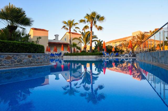 Hotel Theo