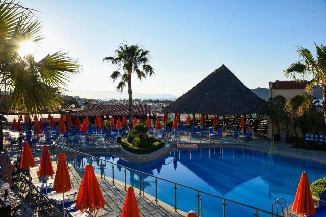 Hotel Theo