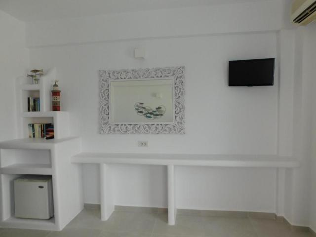 Nikolas Hotel