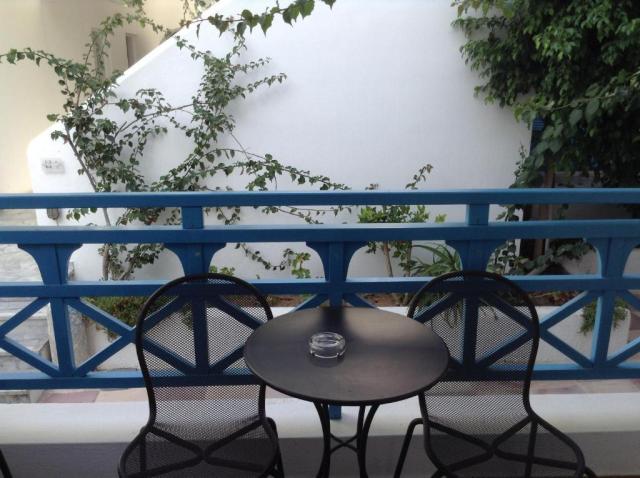 Kamari Beach Hotel