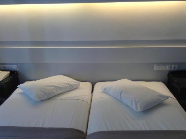 Kamari Beach Hotel