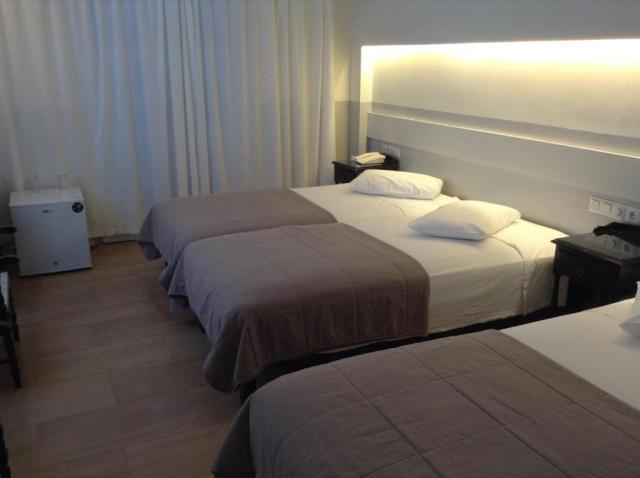 Kamari Beach Hotel