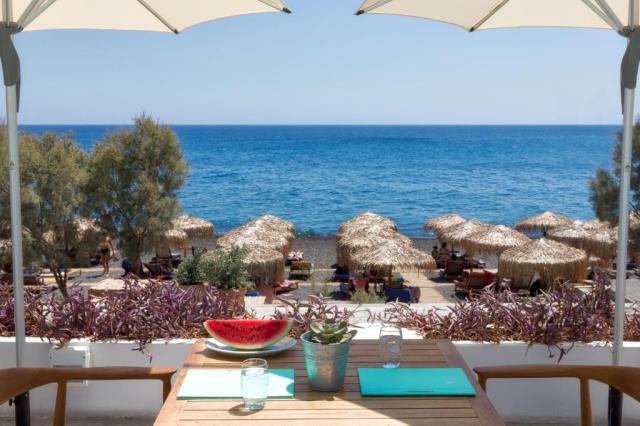 Kamari Beach Hotel