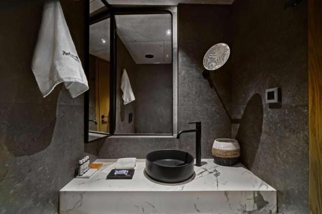 Radisson Bleu Zafron