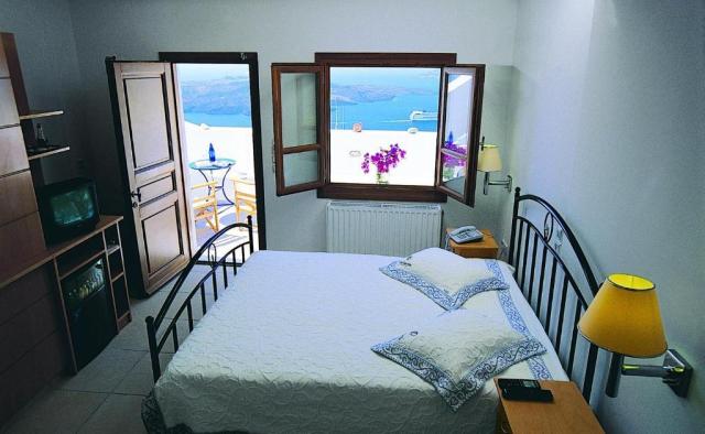 Theoxenia Hotel