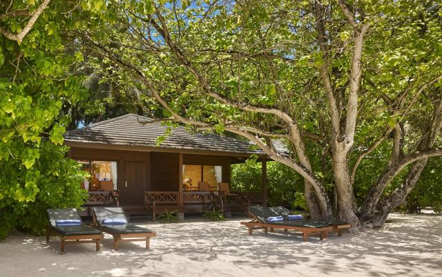 Royal Island Resort & Spa