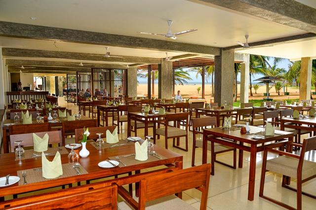 Srí Lanka körút  üdülés a Goldi Sands Hotel-ben