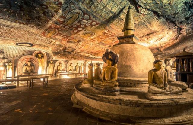Srí Lanka körút  üdülés a Goldi Sands Hotel-ben
