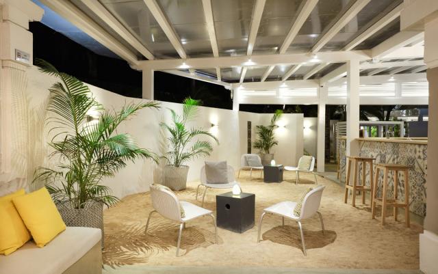 Tropical Attitude