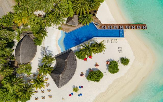 Kuramathi Island Resort