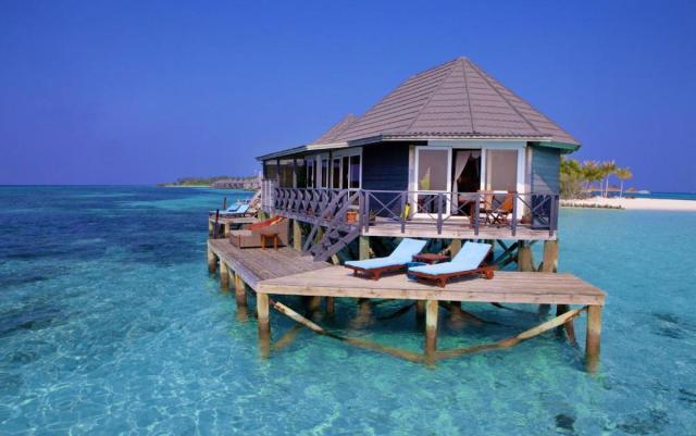 Kuredu Island Resort & Spa